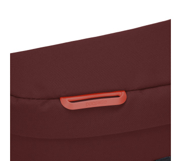 ledvinka PACSAFE GO SLING PACK garnet red